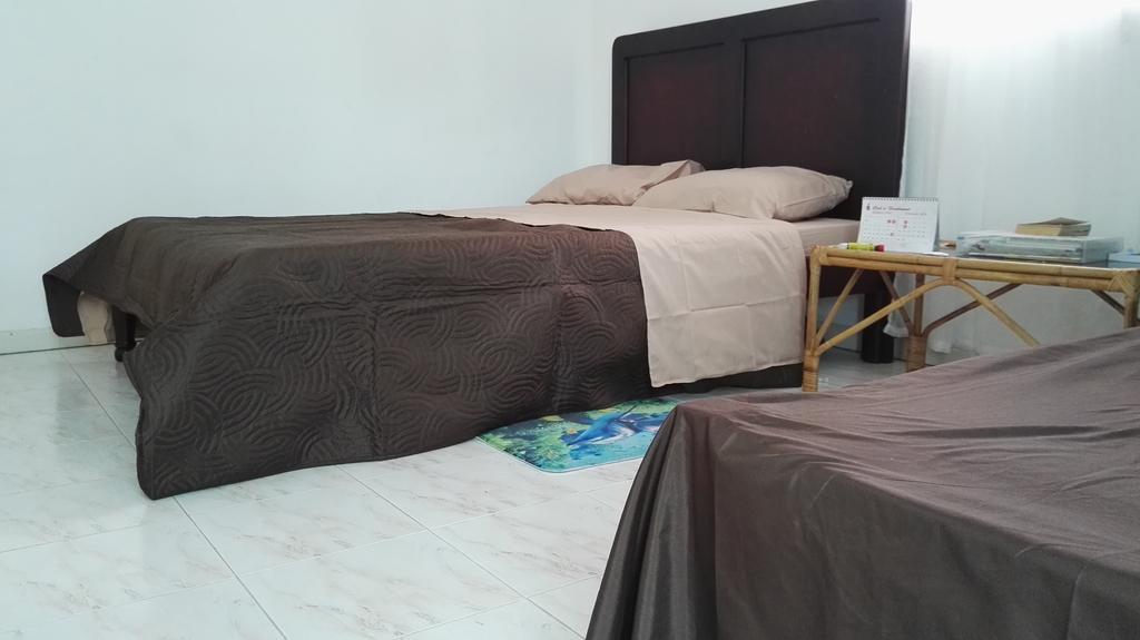 Residence Lasenza Apartment Flic en Flac Room photo